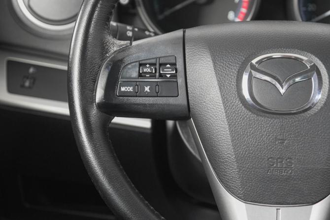 Mazda 3 II (BL) Рестайлинг с пробегом 2013 года, цена 959 000 рублей, 215000 км, седан, Автокод Объявления