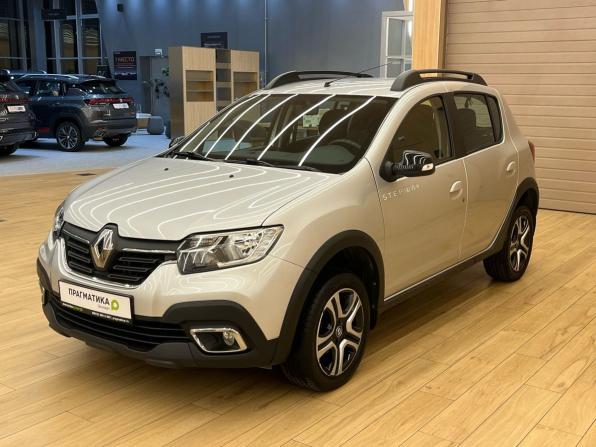 Renault Sandero II Рестайлинг с пробегом 2018 года, цена 1 079 000 рублей, 99900 км, хэтчбек, Автокод Объявления