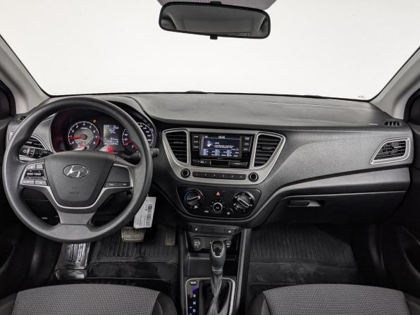 Hyundai Solaris II Рестайлинг с пробегом 2022 года, цена 1 550 000 рублей, 52313 км, седан, Автокод Объявления
