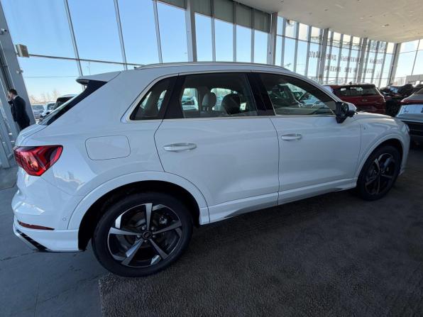 Audi Q3 II (F3) с пробегом 2025 года, цена 4 599 000 рублей, 15 км, внедорожник, Автокод Объявления