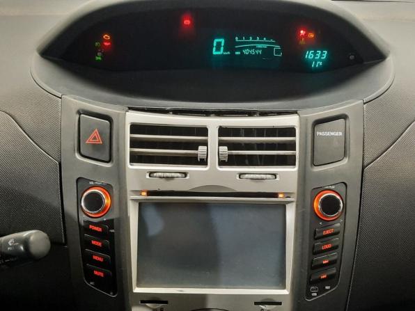 Toyota Yaris II с пробегом 2008 года, цена 269 000 рублей, 400000 км, хэтчбек, Автокод Объявления