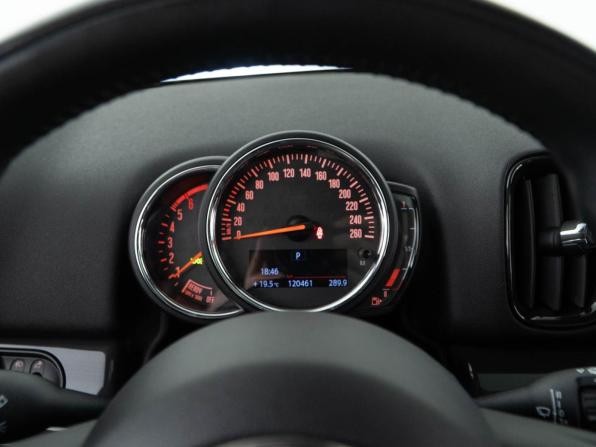 Mini Countryman II с пробегом 2018 года, цена 2 098 999 рублей, 120461 км, внедорожник, Автокод Объявления