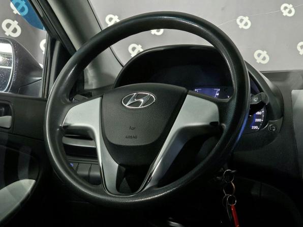 Hyundai Solaris I с пробегом 2012 года, цена 473 000 рублей, 212635 км, седан, Автокод Объявления