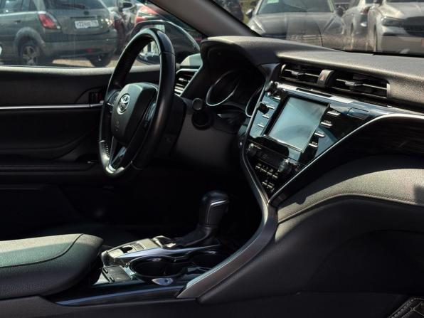 Toyota Camry VIII (XV70) с пробегом 2020 года, цена 2 780 000 рублей, 132221 км, седан, Автокод Объявления
