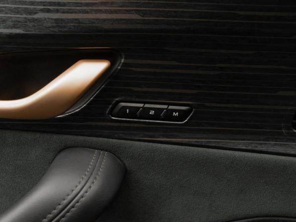 Geely Monjaro I с пробегом 2023 года, цена 2 800 000 рублей, 80845 км, внедорожник, Автокод Объявления