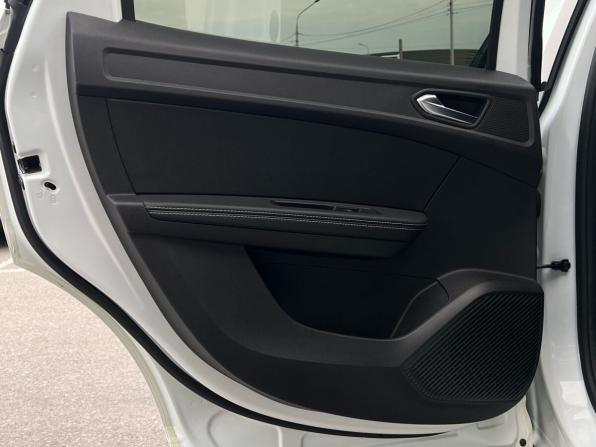 Renault Arkana I с пробегом 2019 года, цена 1 640 000 рублей, 80000 км, внедорожник, Автокод Объявления