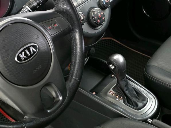 Kia Soul I с пробегом 2010 года, цена 659 000 рублей, 204026 км, хэтчбек, Автокод Объявления
