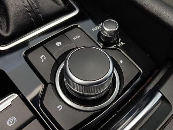 Mazda 6 III (GJ) Рестайлинг 2 с пробегом 2021 года, цена 2 050 000 рублей, 99558 км, седан, Автокод Объявления