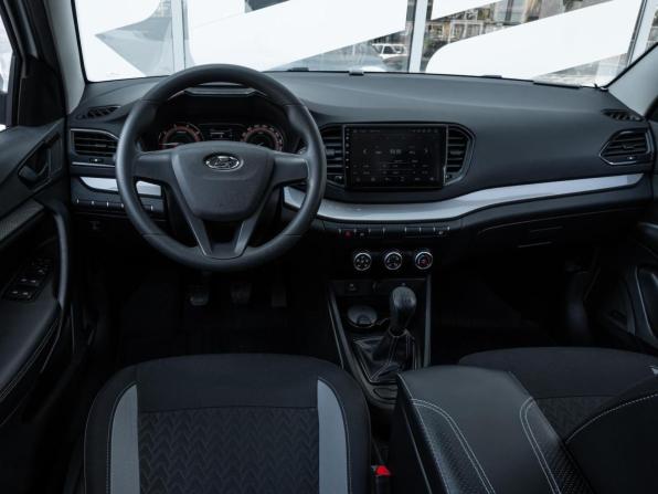 Lada (ВАЗ) Vesta I Рестайлинг (NG) с пробегом 2023 года, цена 1 378 000 рублей, 12748 км, седан, Автокод Объявления