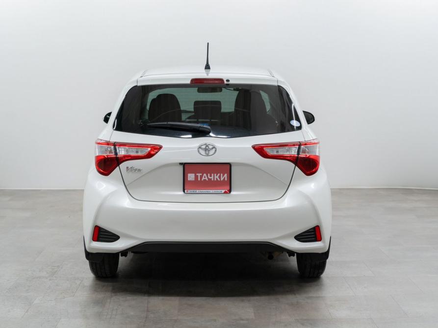 Toyota Vitz III (XP130) Рестайлинг 2 Красноярск  - изображение 5