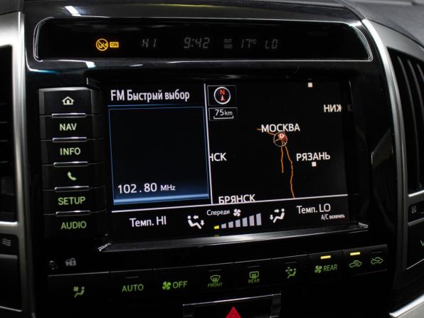 Toyota Land Cruiser 200 Series Рестайлинг 1 с пробегом 2015 года, цена 4 898 000 рублей, 180212 км, внедорожник, Автокод Объявления