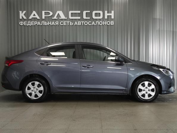 Hyundai Solaris II Рестайлинг с пробегом 2021 года, цена 1 367 000 рублей, 55255 км, седан, Автокод Объявления