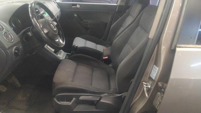 Volkswagen Golf Plus II с пробегом 2013 года, цена 570 000 рублей, 286807 км, хэтчбек, Автокод Объявления
