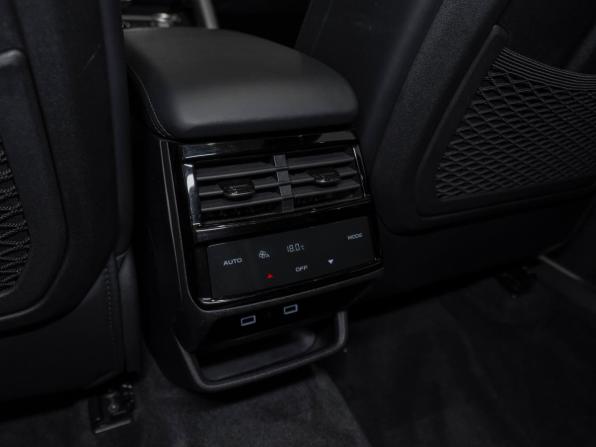 Geely Monjaro I с пробегом 2023 года, цена 3 330 000 рублей, 37529 км, внедорожник, Автокод Объявления