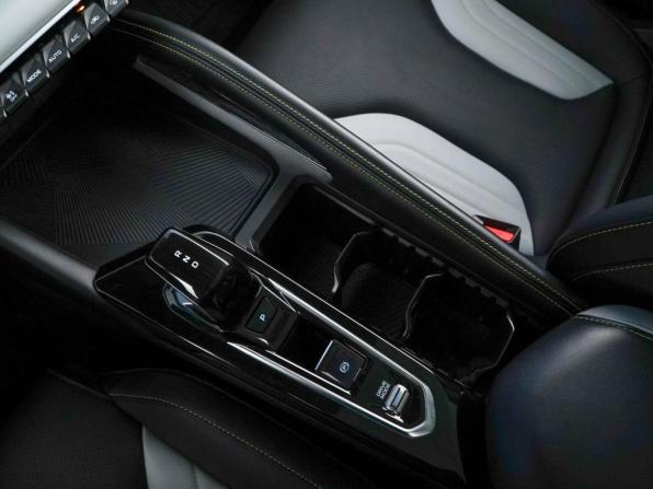 Geely Coolray I Рестайлинг с пробегом 2023 года, цена 2 234 444 рубля, 12327 км, внедорожник, Автокод Объявления