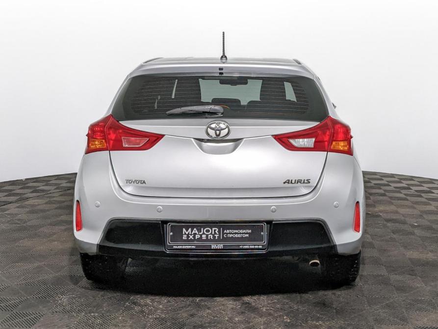 Toyota Auris II Москва  - изображение 6