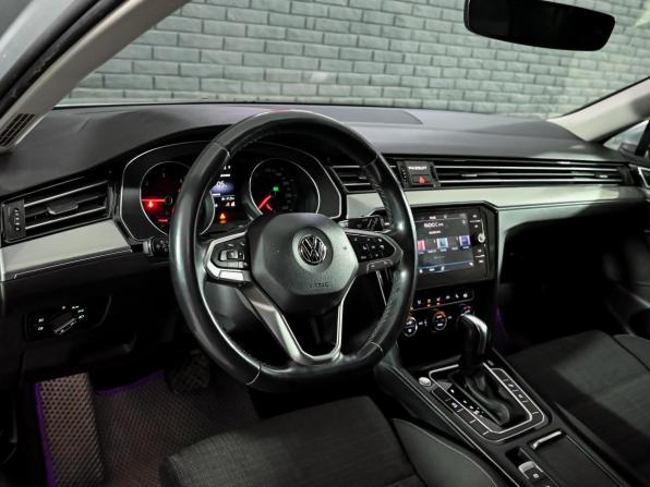 Volkswagen Passat B8 Рестайлинг с пробегом 2020 года, цена 2 250 000 рублей, 147223 км, универсал, Автокод Объявления