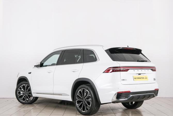 Geely Xingyue L I с пробегом 2025 года, цена 4 199 000 рублей, 85 км, внедорожник, Автокод Объявления