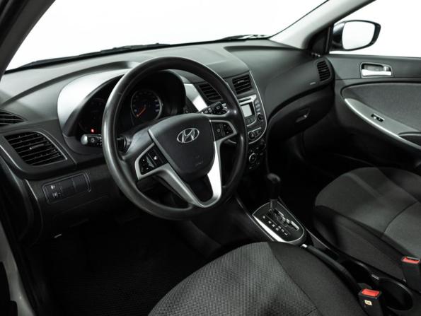 Hyundai Solaris I с пробегом 2014 года, цена 849 700 рублей, 127302 км, хэтчбек, Автокод Объявления