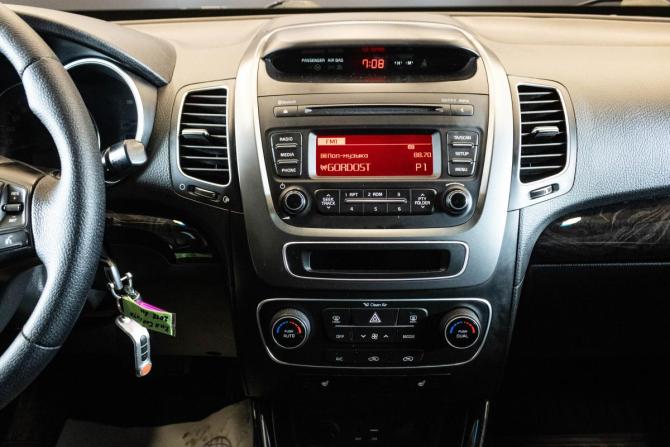 Kia Sorento II Рестайлинг с пробегом 2018 года, цена 1 799 000 рублей, 161412 км, внедорожник, Автокод Объявления