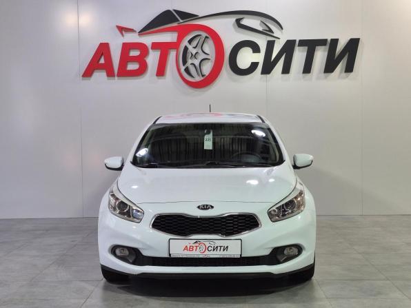 Kia Ceed II с пробегом 2014 года, цена 1 030 000 рублей, 107000 км, хэтчбек, Автокод Объявления