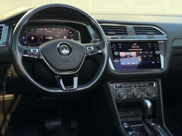 Volkswagen Tiguan II Рестайлинг с пробегом 2020 года, цена 3 500 000 рублей, 62550 км, внедорожник, Автокод Объявления