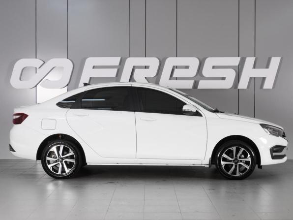 Lada (ВАЗ) Vesta I Рестайлинг (NG) с пробегом 2023 года, цена 1 385 000 рублей, 31059 км, седан, Автокод Объявления