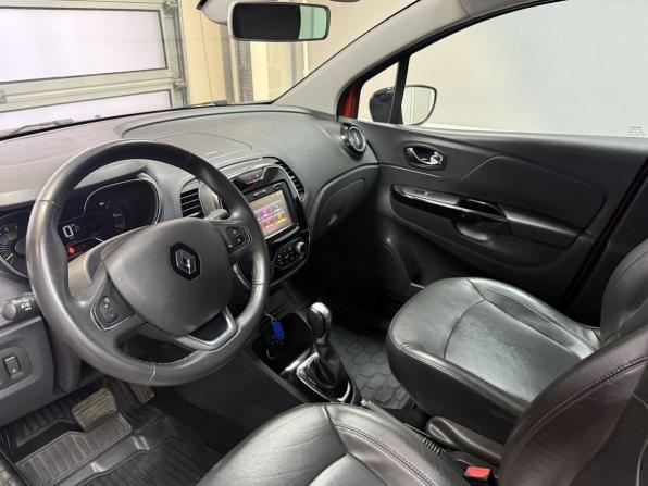 Renault Kaptur I с пробегом 2016 года, цена 1 650 000 рублей, 66000 км, внедорожник, Автокод Объявления