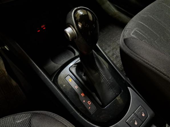 Kia Rio III Рестайлинг с пробегом 2017 года, цена 1 139 000 рублей, 91594 км, хэтчбек, Автокод Объявления