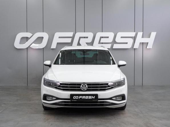 Volkswagen Passat B8 Рестайлинг с пробегом 2019 года, цена 2 699 000 рублей, 155256 км, универсал, Автокод Объявления