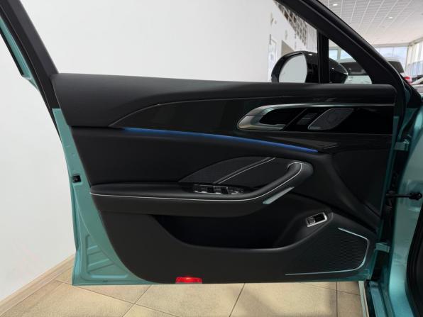 Hongqi H6 с пробегом 2025 года, цена 3 990 000 рублей, 727 км, хэтчбек, Автокод Объявления