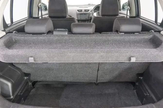 Suzuki Swift IV с пробегом 2012 года, цена 789 000 рублей, 81000 км, хэтчбек, Автокод Объявления
