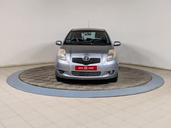 Toyota Yaris II с пробегом 2007 года, цена 589 900 рублей, 190000 км, хэтчбек, Автокод Объявления