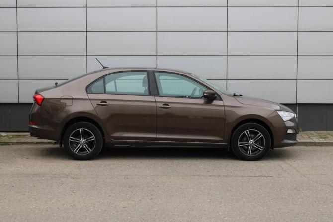 Skoda Rapid II с пробегом 2020 года, цена 1 558 000 рублей, 123502 км, лифтбек, Автокод Объявления