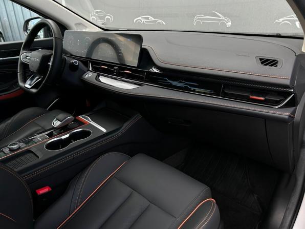 Omoda S5 GT с пробегом 2024 года, цена 1 698 800 рублей, 10319 км, седан, Автокод Объявления