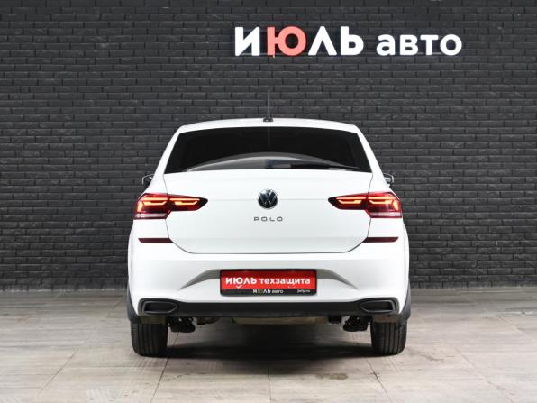 Volkswagen Polo VI с пробегом 2021 года, цена 1 570 000 рублей, 112125 км, лифтбек, Автокод Объявления