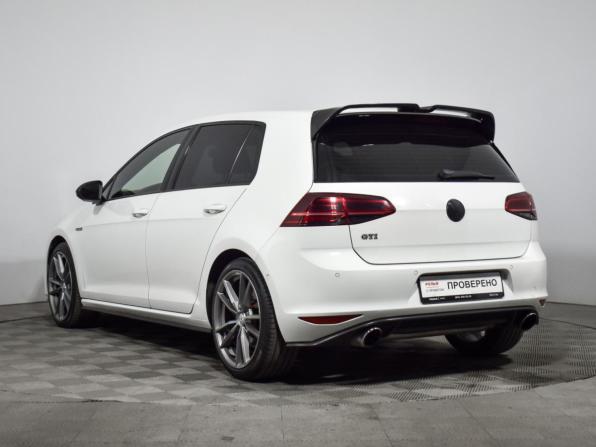 Volkswagen Golf GTI VII с пробегом 2015 года, цена 2 150 000 рублей, 210616 км, хэтчбек, Автокод Объявления
