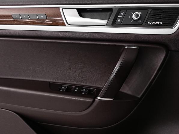 Volkswagen Touareg II Рестайлинг с пробегом 2015 года, цена 2 692 000 рублей, 209995 км, внедорожник, Автокод Объявления