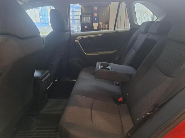 Toyota RAV4 V (XA50) с пробегом 2021 года, цена 2 649 000 рублей, 112318 км, внедорожник, Автокод Объявления