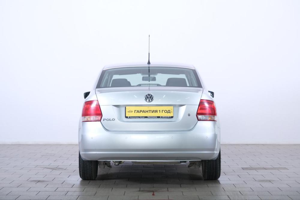 Volkswagen Polo V Омск  - изображение 6