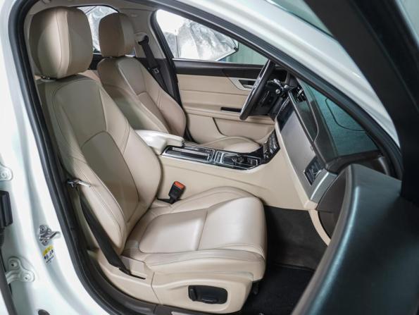 Jaguar XF II с пробегом 2016 года, цена 1 999 999 рублей, 191103 км, седан, Автокод Объявления