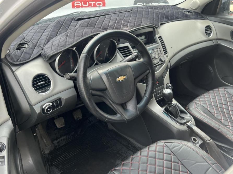 Chevrolet Cruze I Санкт-Петербург  - изображение 8