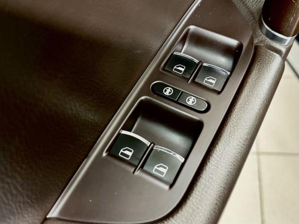 Volkswagen Touareg II Рестайлинг с пробегом 2016 года, цена 3 214 000 рублей, 177346 км, внедорожник, Автокод Объявления