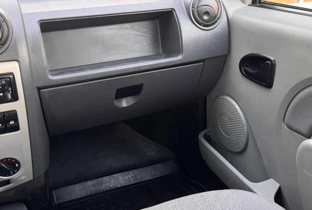 Renault Logan I Владимир  - изображение 16