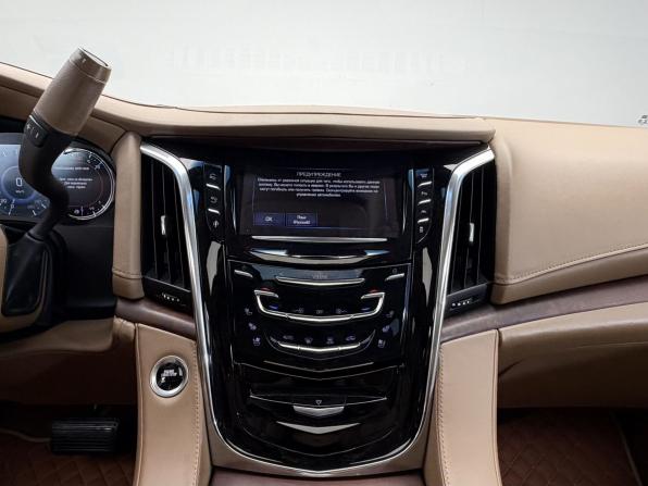 Cadillac Escalade IV с пробегом 2015 года, цена 3 849 000 рублей, 129000 км, внедорожник, Автокод Объявления