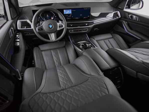 Новый BMW X7 I (G07) Рестайлинг 2025 года, цена 18 000 000 рублей, внедорожник, Автокод Объявления