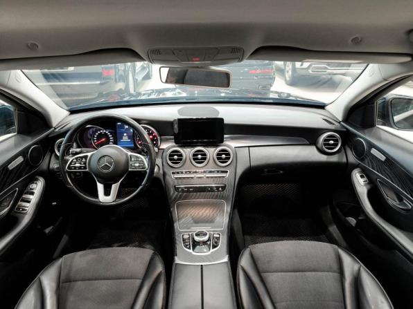 Mercedes-Benz C-Класс IV (W205) Рестайлинг с пробегом 2019 года, цена 2 150 000 рублей, 165824 км, седан, Автокод Объявления