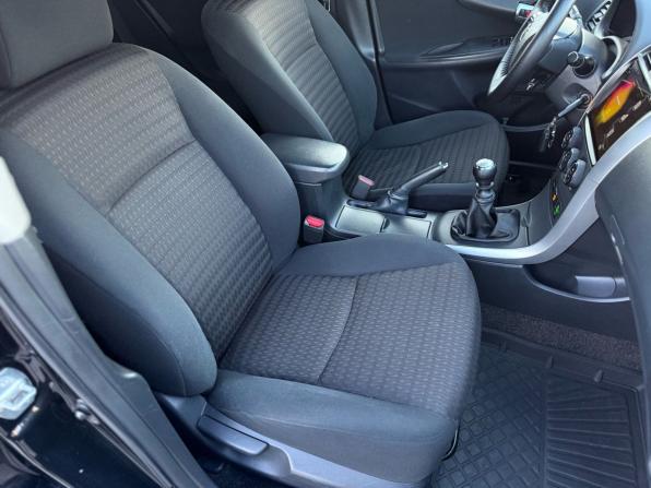 Toyota Corolla X (E140 E150) Рестайлинг с пробегом 2012 года, цена 960 000 рублей, 190142 км, седан, Автокод Объявления