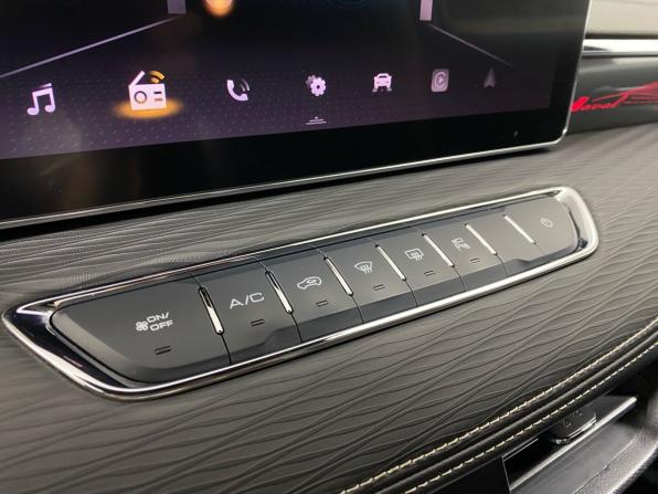 Haval Jolion I Рестайлинг с пробегом 2024 года, цена 1 939 000 рублей, 50762 км, внедорожник, Автокод Объявления
