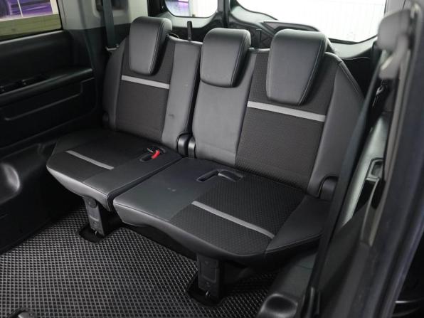Honda Stepwgn V с пробегом 2017 года, цена 3 179 090 рублей, 137926 км, минивэн, Автокод Объявления